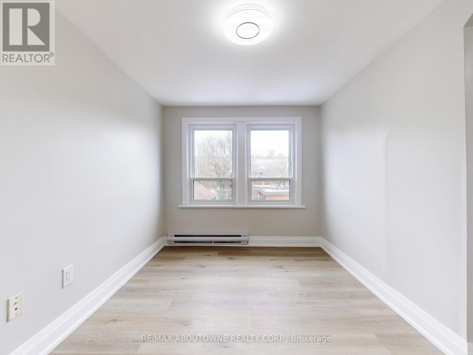 2 - 67 Aikman Avenue, Hamilton, Ontario  L8M 1P8 - Photo 6 - X12574386