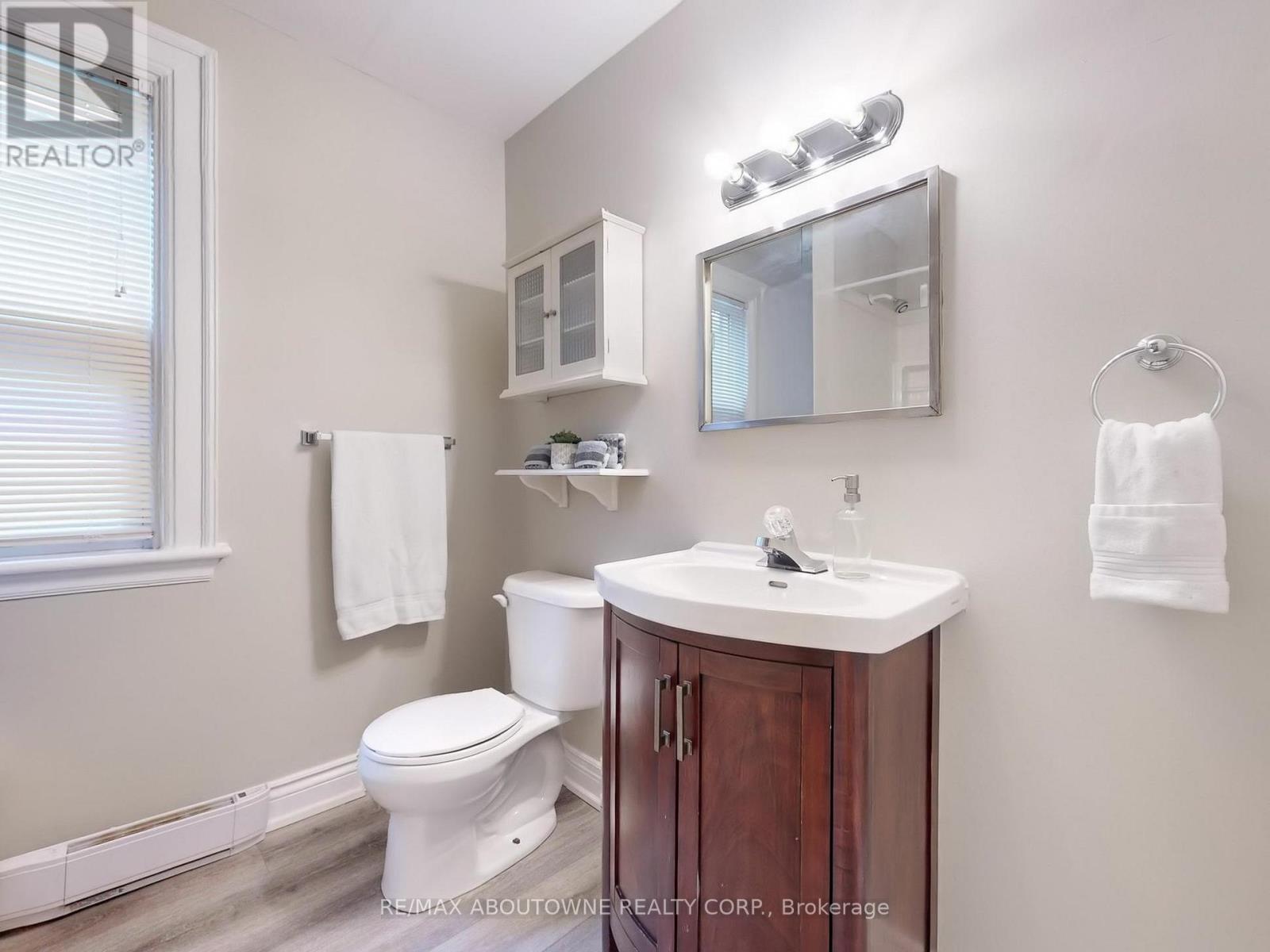 2 - 67 Aikman Avenue, Hamilton, Ontario  L8M 1P8 - Photo 7 - X12574386