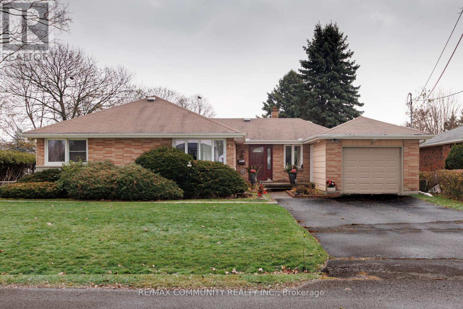 23 FRASER STREET, Port Hope, Ontario