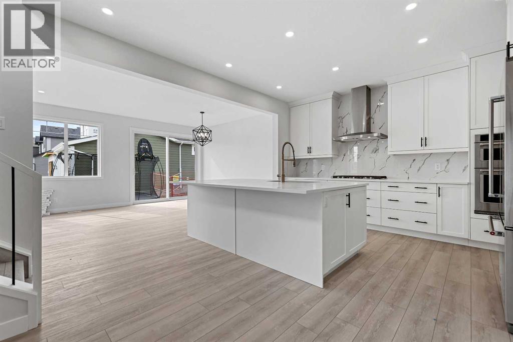 33 Magnolia Path Se, Calgary, Alberta  T3M 3X7 - Photo 5 - A2241960