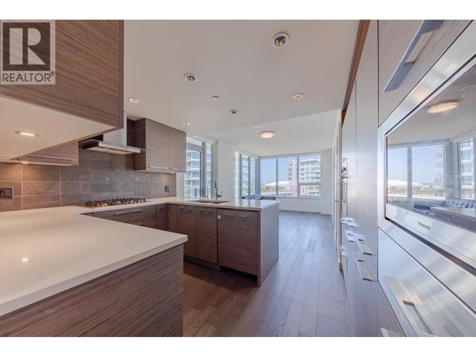 902 7468 Lansdowne Road, Richmond, British Columbia  V7C 0B7 - Photo 5 - R3069901