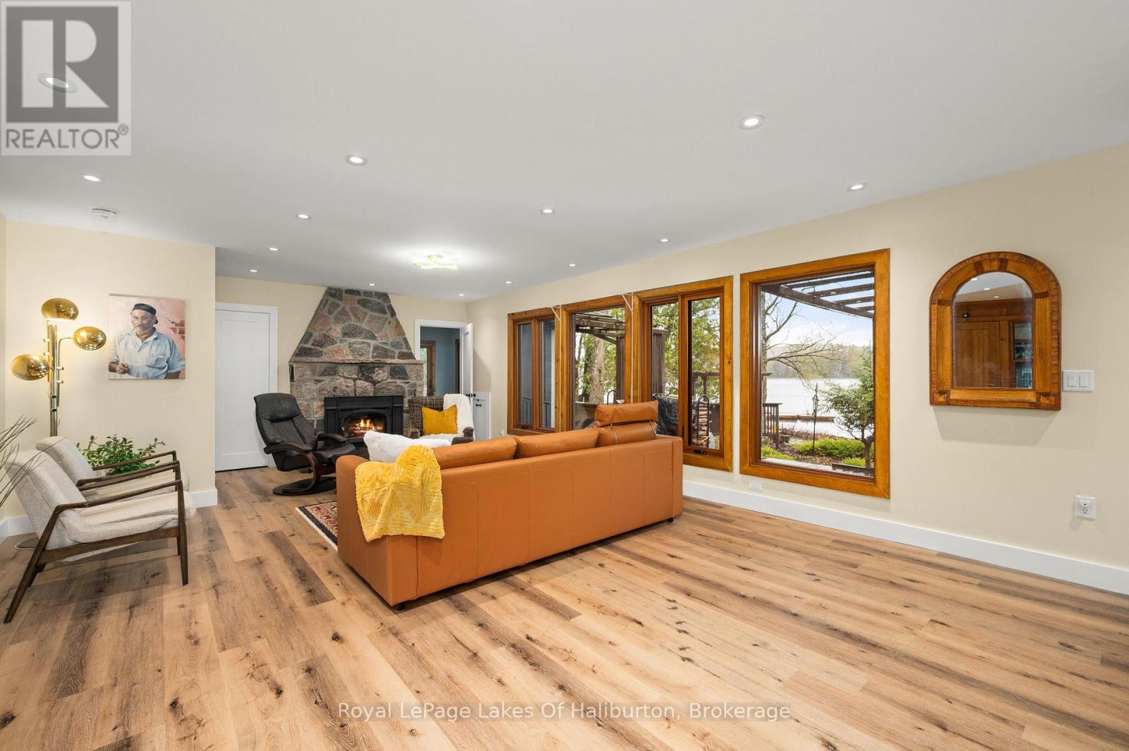 1073 Grass Lake Road, Dysart Et Al, Ontario  K0M 1S0 - Photo 13 - X12571054