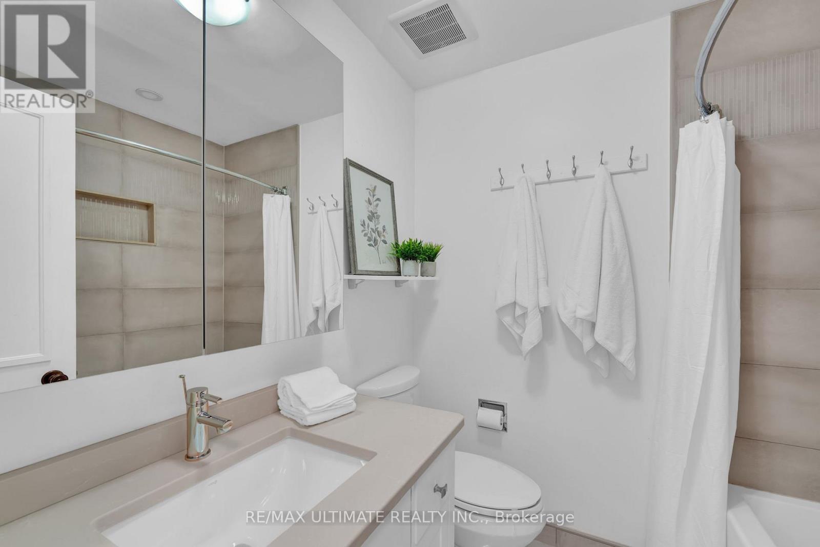 74 Robinson Crescent, Whitby, Ontario  L1N 6W5 - Photo 26 - E12534188