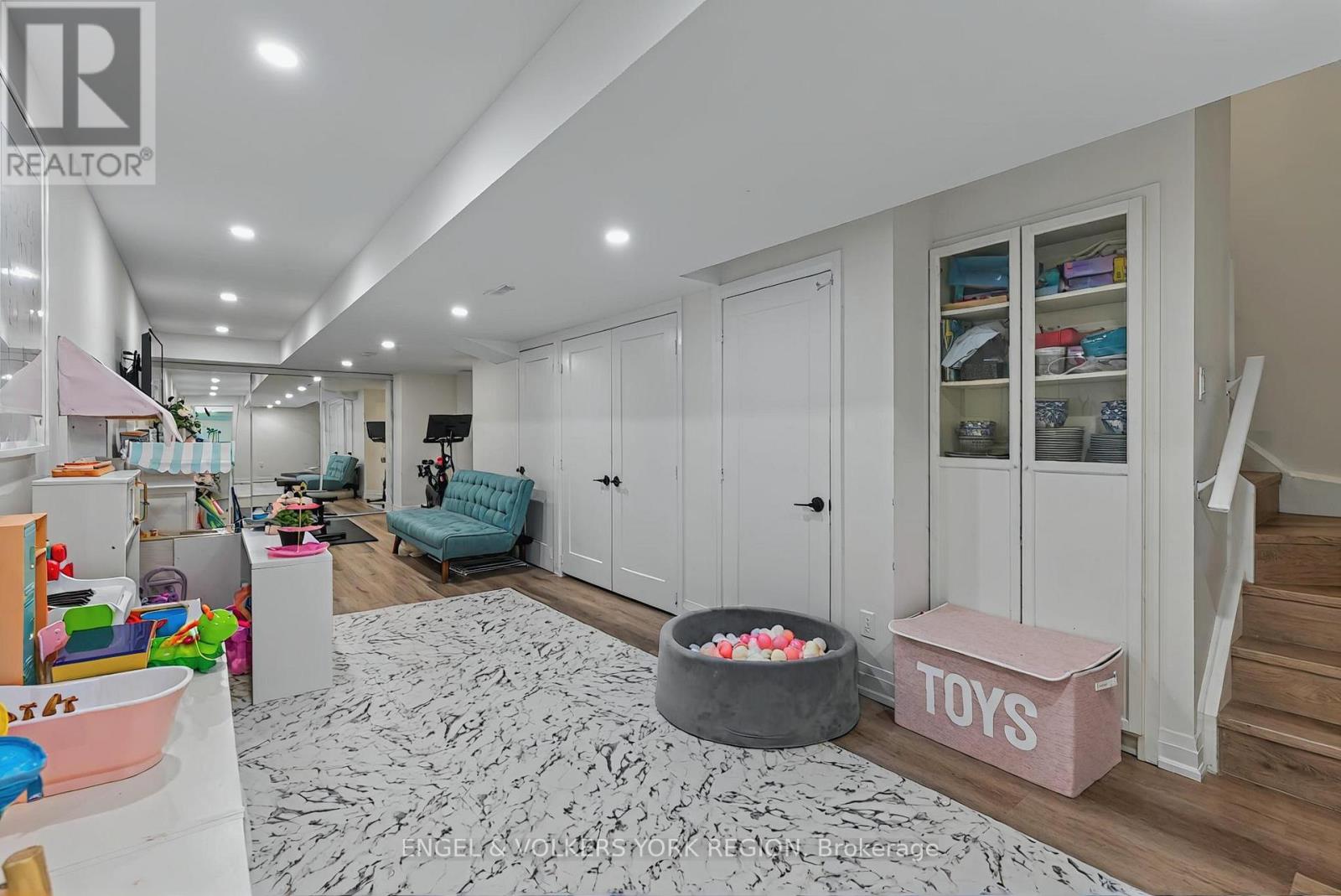 7 London Pride Drive, Richmond Hill, Ontario  L4E 0X3 - Photo 27 - N12412409