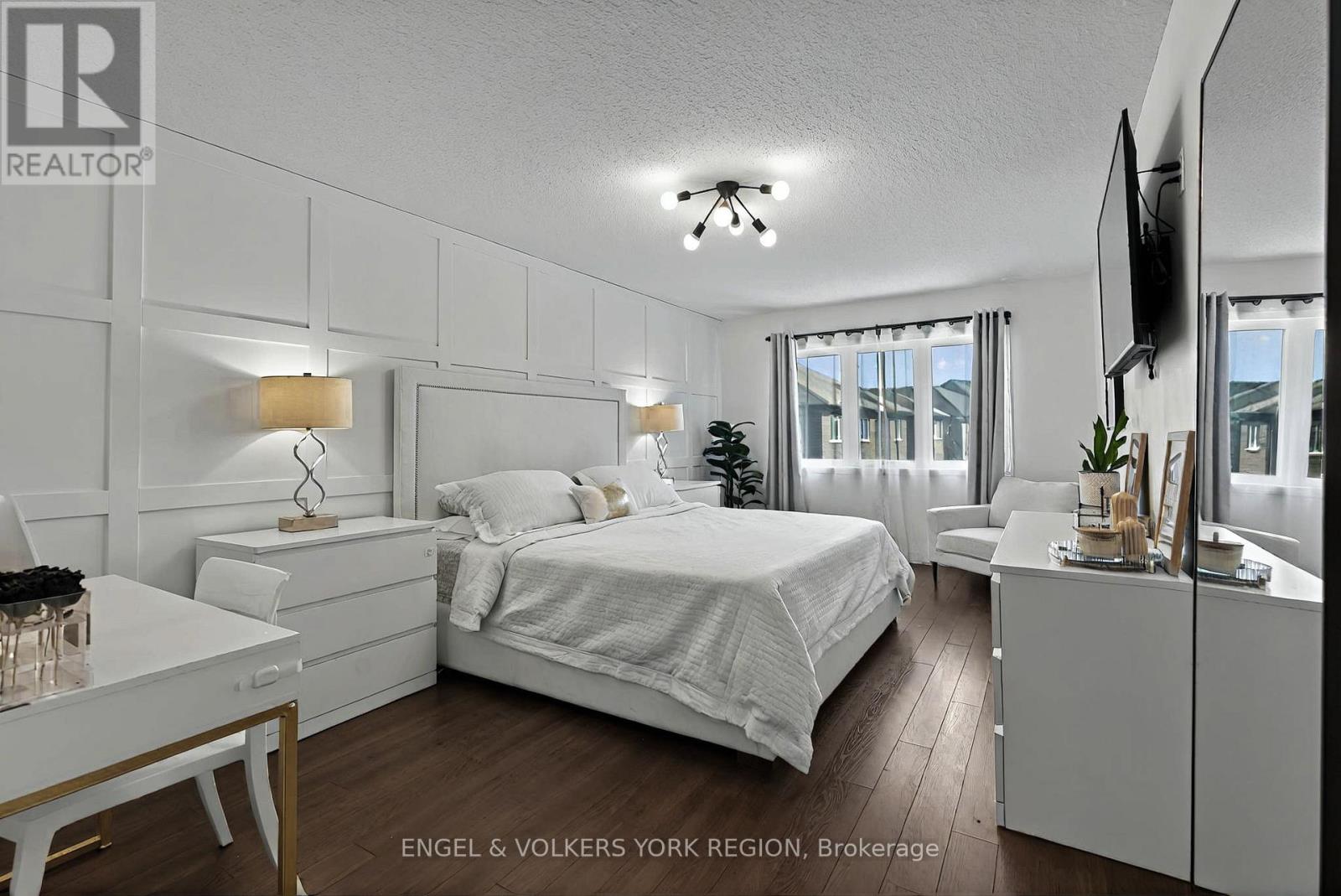 7 London Pride Drive, Richmond Hill, Ontario  L4E 0X3 - Photo 30 - N12412409