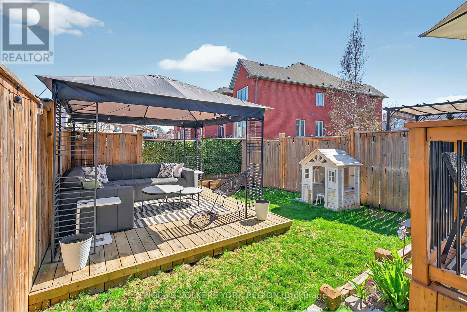 7 London Pride Drive, Richmond Hill, Ontario  L4E 0X3 - Photo 40 - N12412409