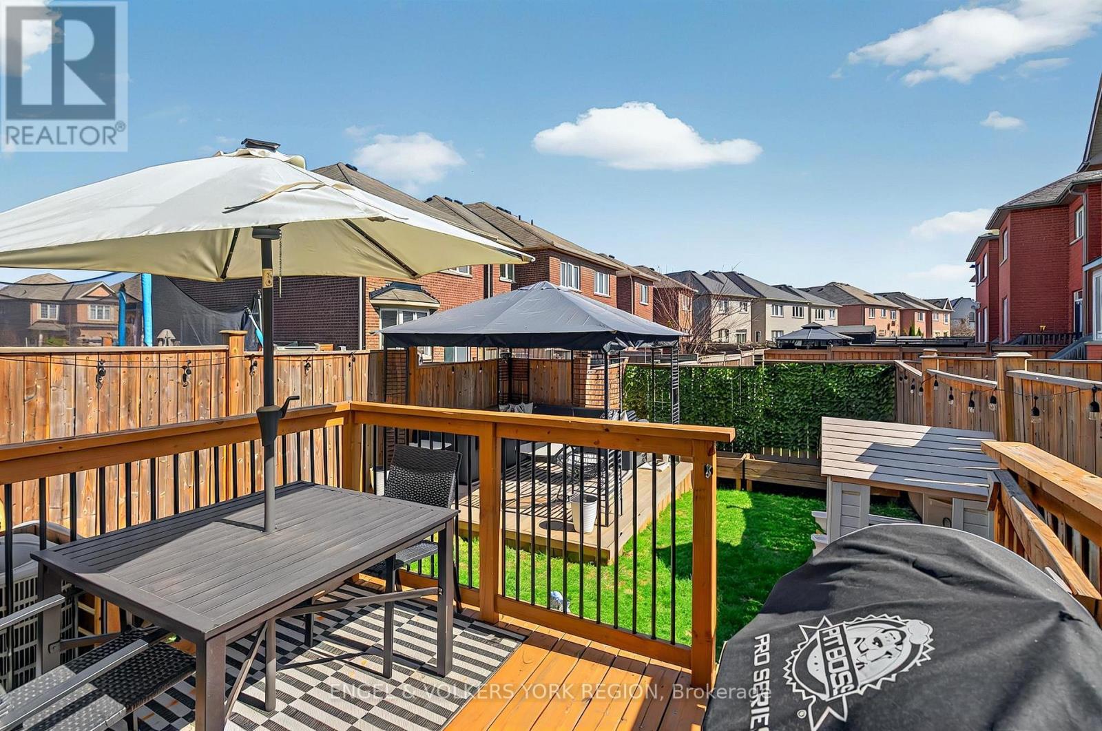 7 London Pride Drive, Richmond Hill, Ontario  L4E 0X3 - Photo 42 - N12412409