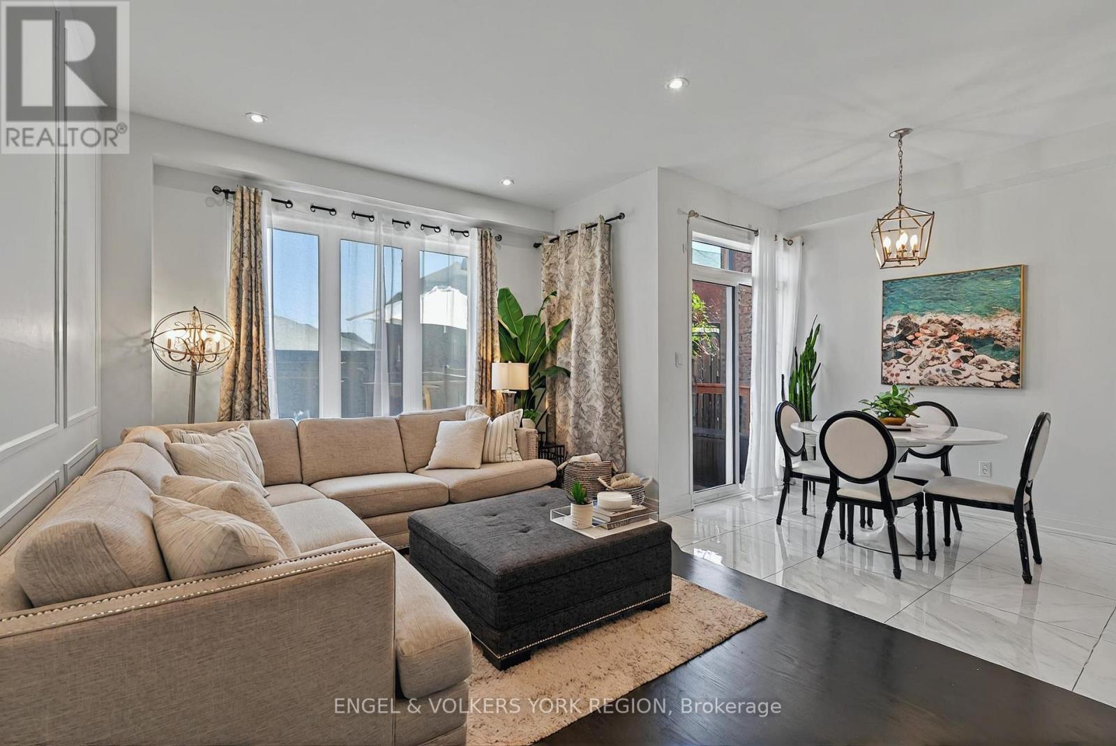 7 London Pride Drive, Richmond Hill, Ontario  L4E 0X3 - Photo 19 - N12412409