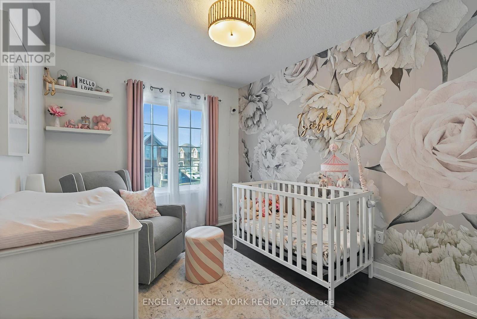 7 London Pride Drive, Richmond Hill, Ontario  L4E 0X3 - Photo 20 - N12412409