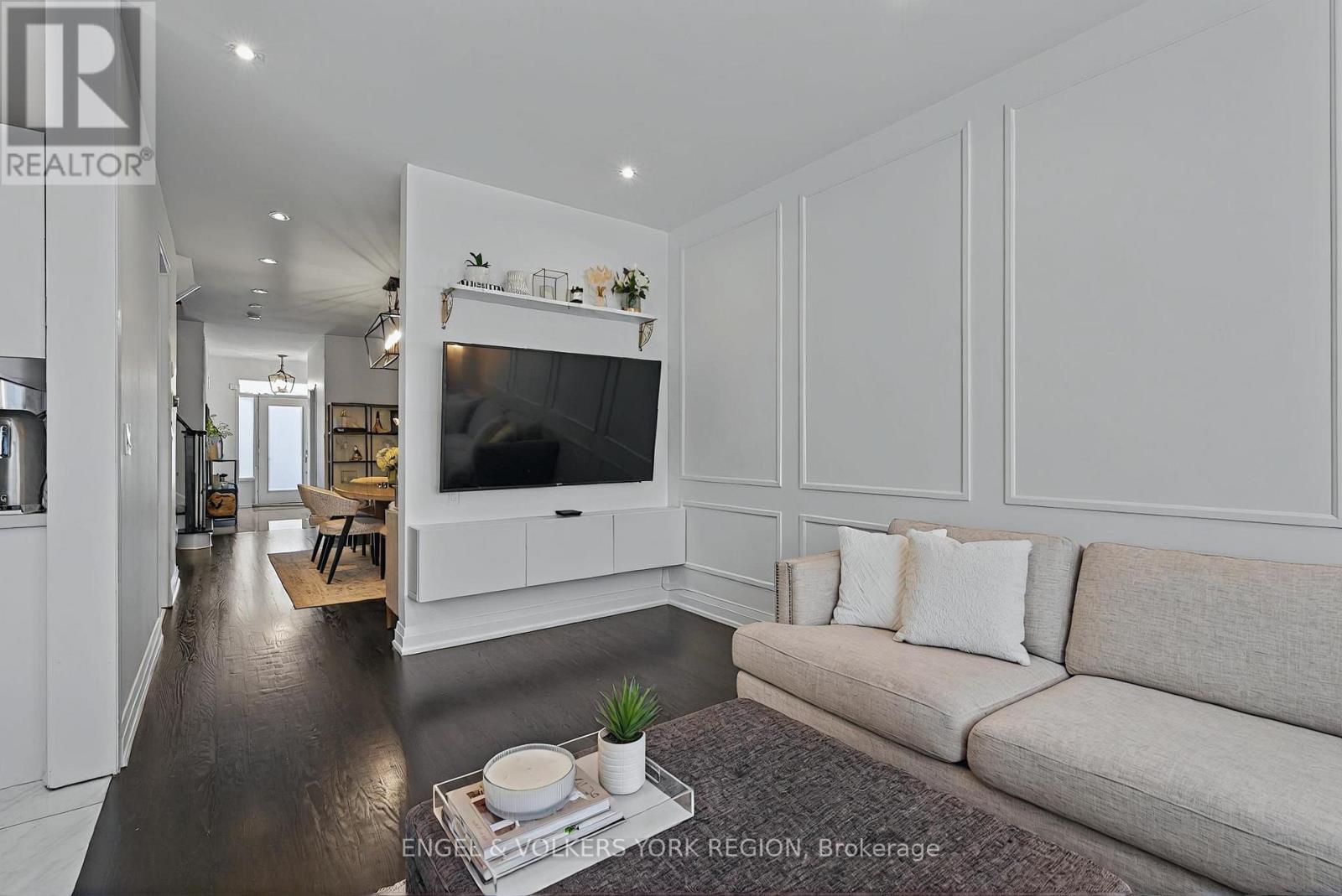 7 London Pride Drive, Richmond Hill, Ontario  L4E 0X3 - Photo 17 - N12412409