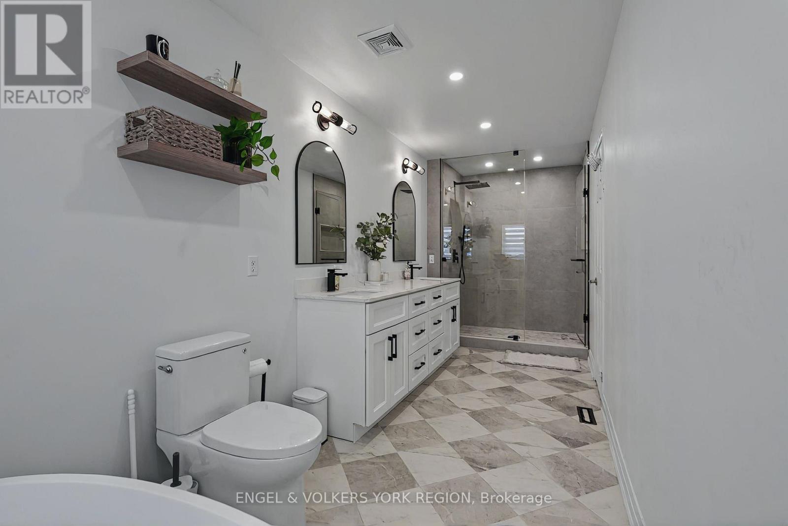 7 London Pride Drive, Richmond Hill, Ontario  L4E 0X3 - Photo 28 - N12412409