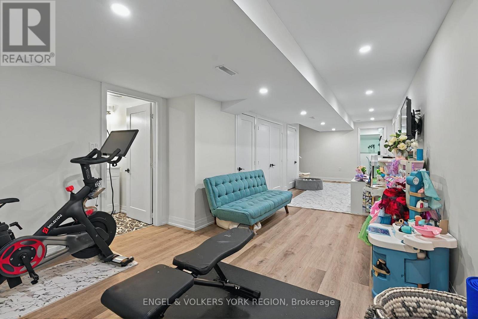 7 London Pride Drive, Richmond Hill, Ontario  L4E 0X3 - Photo 24 - N12412409