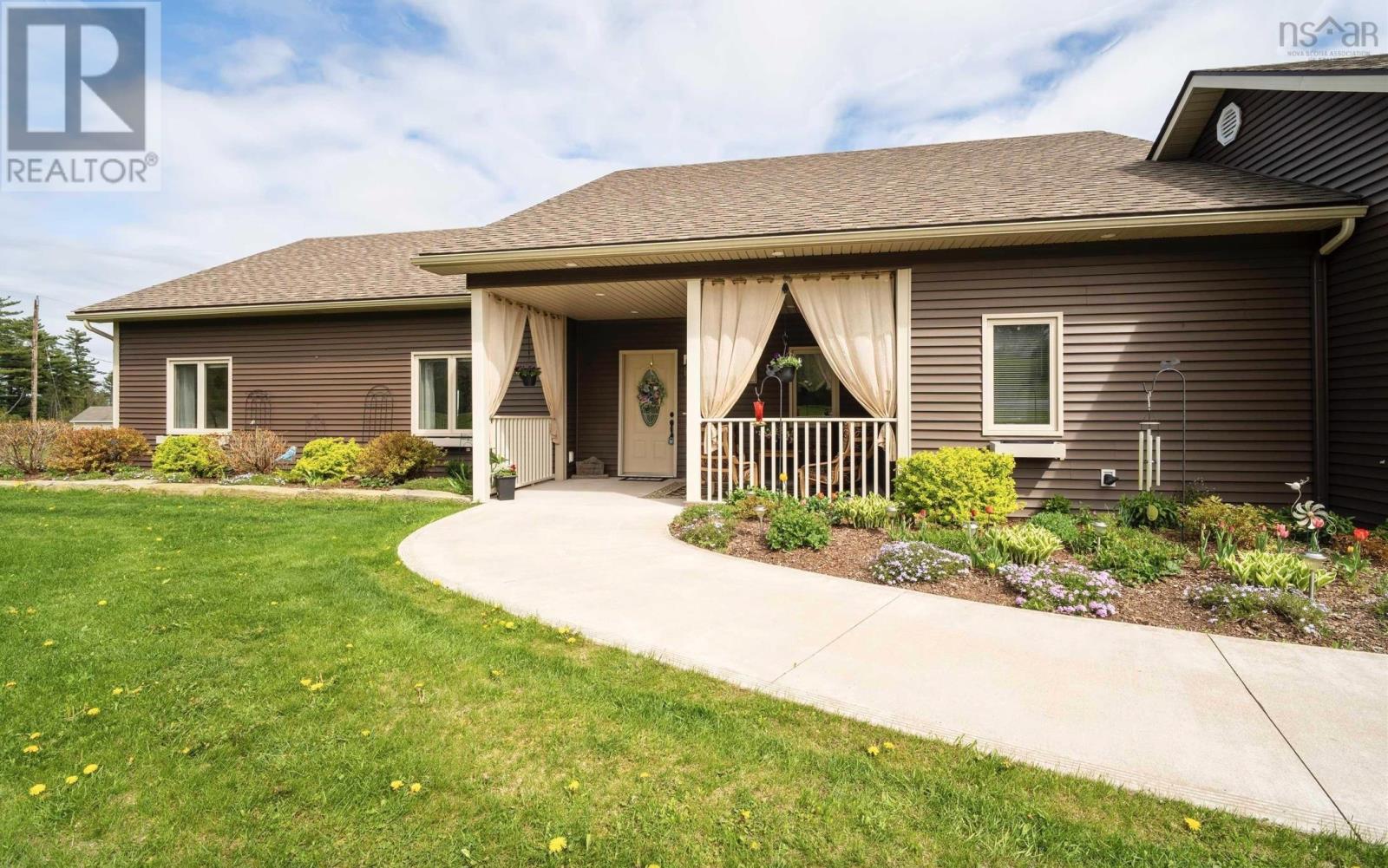 2162 Highway 376, Lyons Brook, Nova Scotia  B0K 1H0 - Photo 7 - 202528510