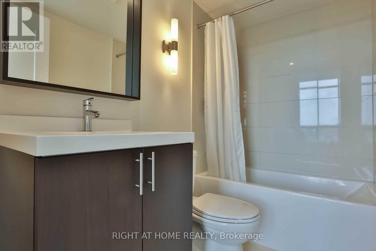 1111 - 18 Graydon Hall Drive S, Toronto, Ontario  M3A 2Z9 - Photo 17 - C12574622