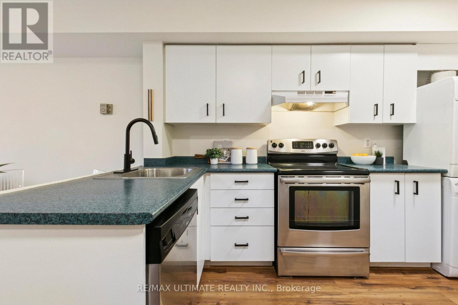 31 - 217 St. George Street, Toronto, Ontario  M5R 3S7 - Photo 13 - C12574630