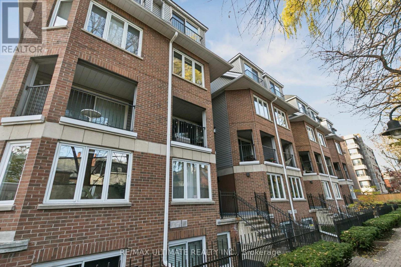 31 - 217 St. George Street, Toronto, Ontario  M5R 3S7 - Photo 2 - C12574630