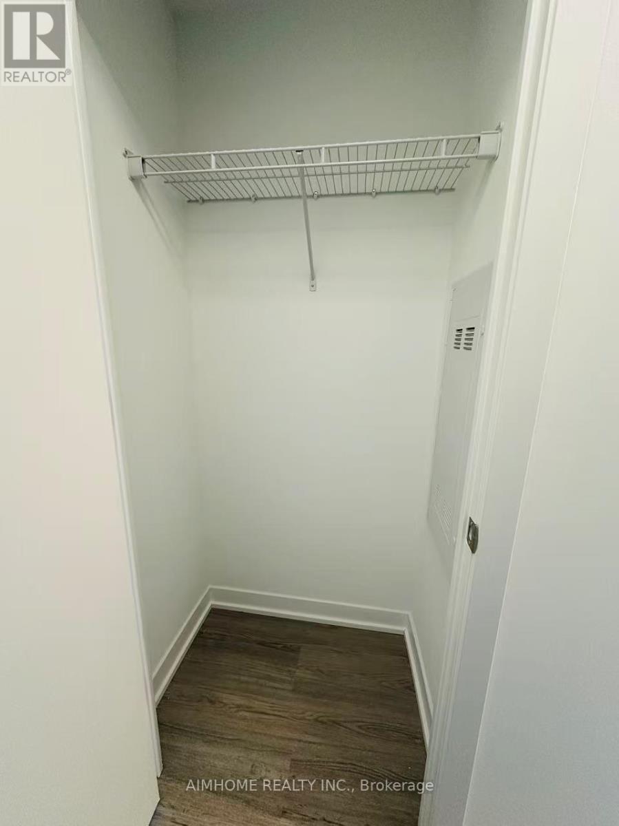 1907 - 195 Mccaul Street, Toronto, Ontario  M5T 0T5 - Photo 10 - C12574646