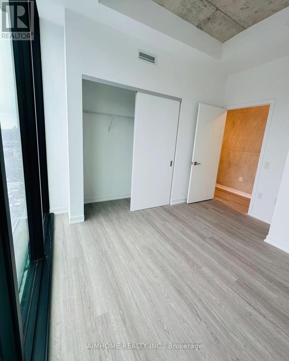 1907 - 195 Mccaul Street, Toronto, Ontario  M5T 0T5 - Photo 9 - C12574646