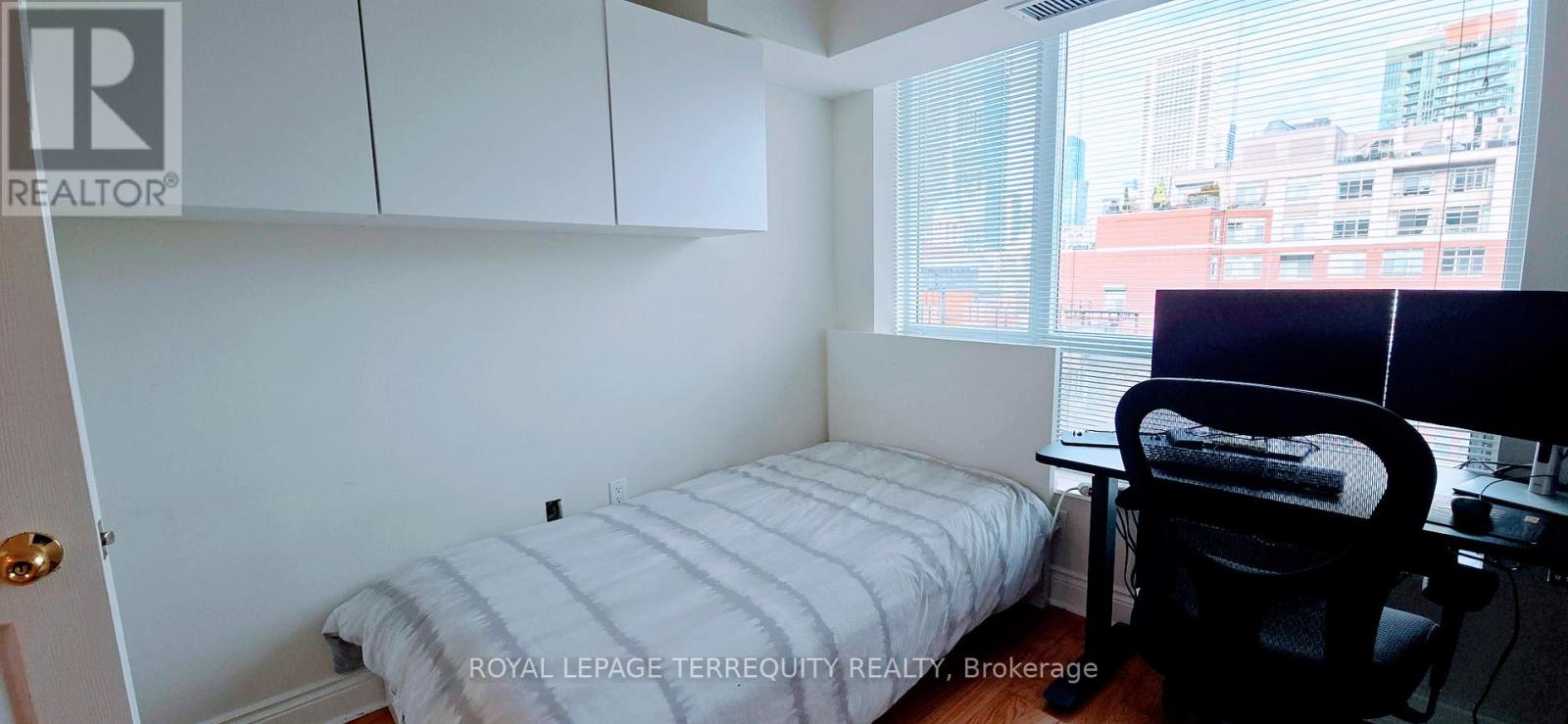 817 - 109 Front Street E, Toronto, Ontario  M5A 4P7 - Photo 13 - C12574662