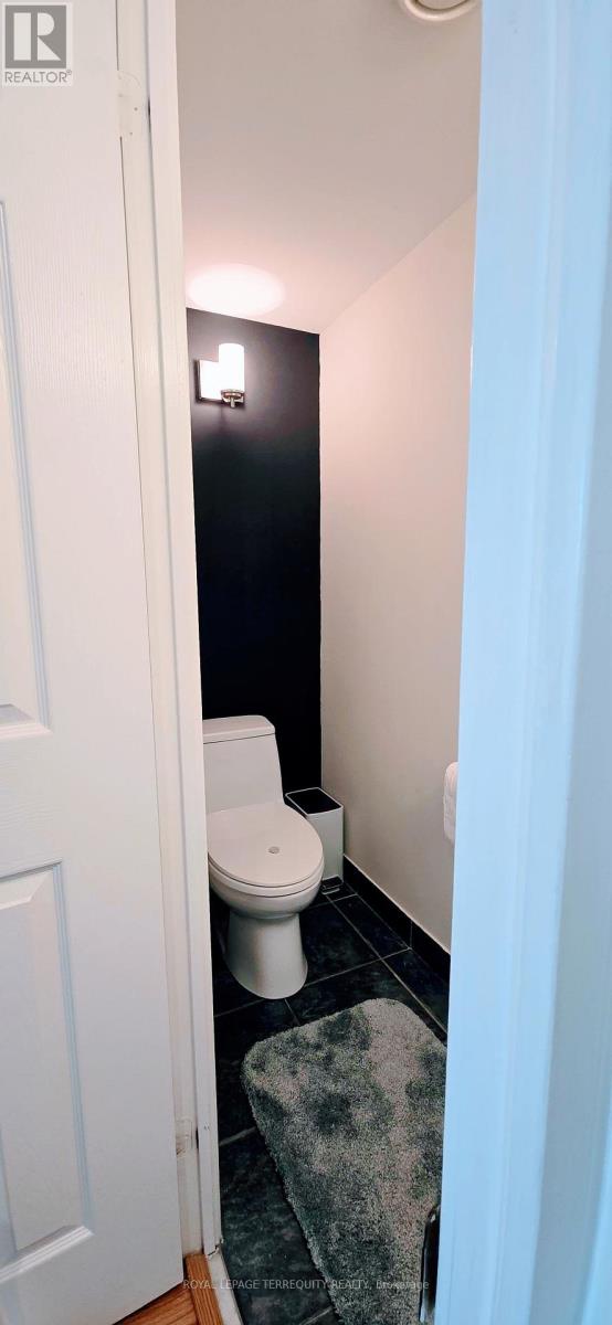 817 - 109 Front Street E, Toronto, Ontario  M5A 4P7 - Photo 15 - C12574662