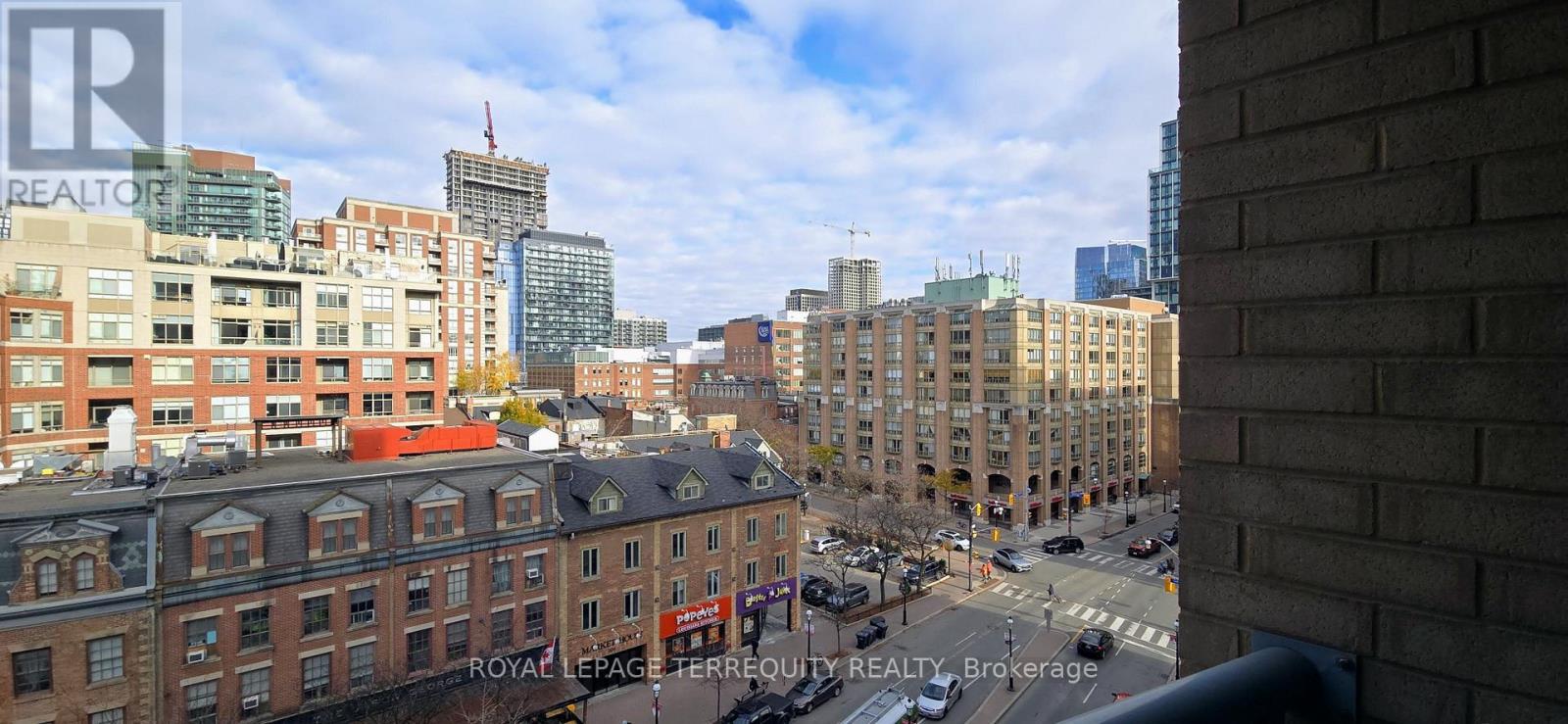 817 - 109 Front Street E, Toronto, Ontario  M5A 4P7 - Photo 25 - C12574662