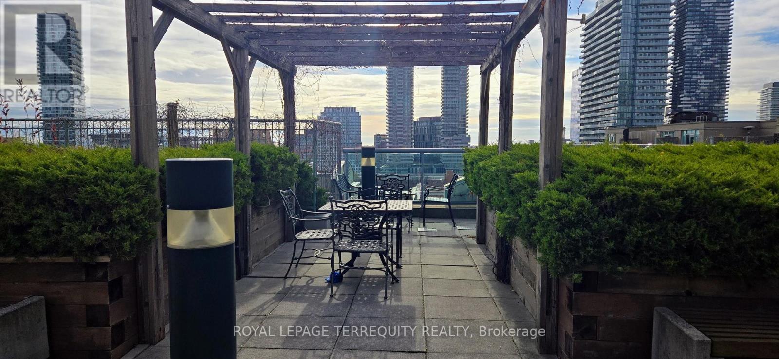 817 - 109 Front Street E, Toronto, Ontario  M5A 4P7 - Photo 34 - C12574662