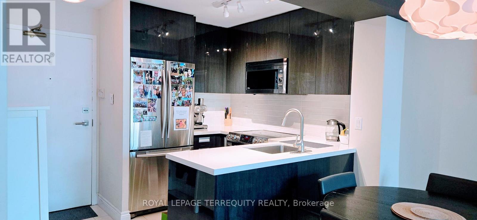 817 - 109 Front Street E, Toronto, Ontario  M5A 4P7 - Photo 4 - C12574662