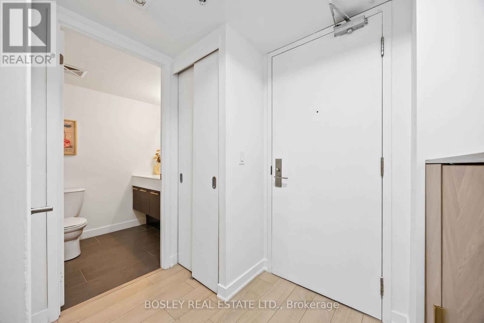 512 - 21 Nelson Street, Toronto, Ontario  M5V 3H9 - Photo 23 - C12574678