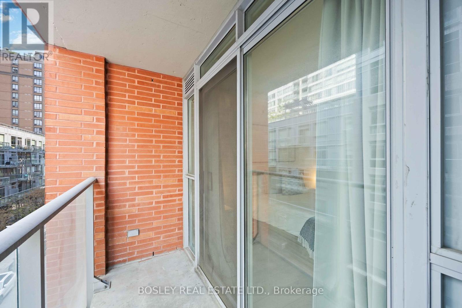 512 - 21 Nelson Street, Toronto, Ontario  M5V 3H9 - Photo 24 - C12574678