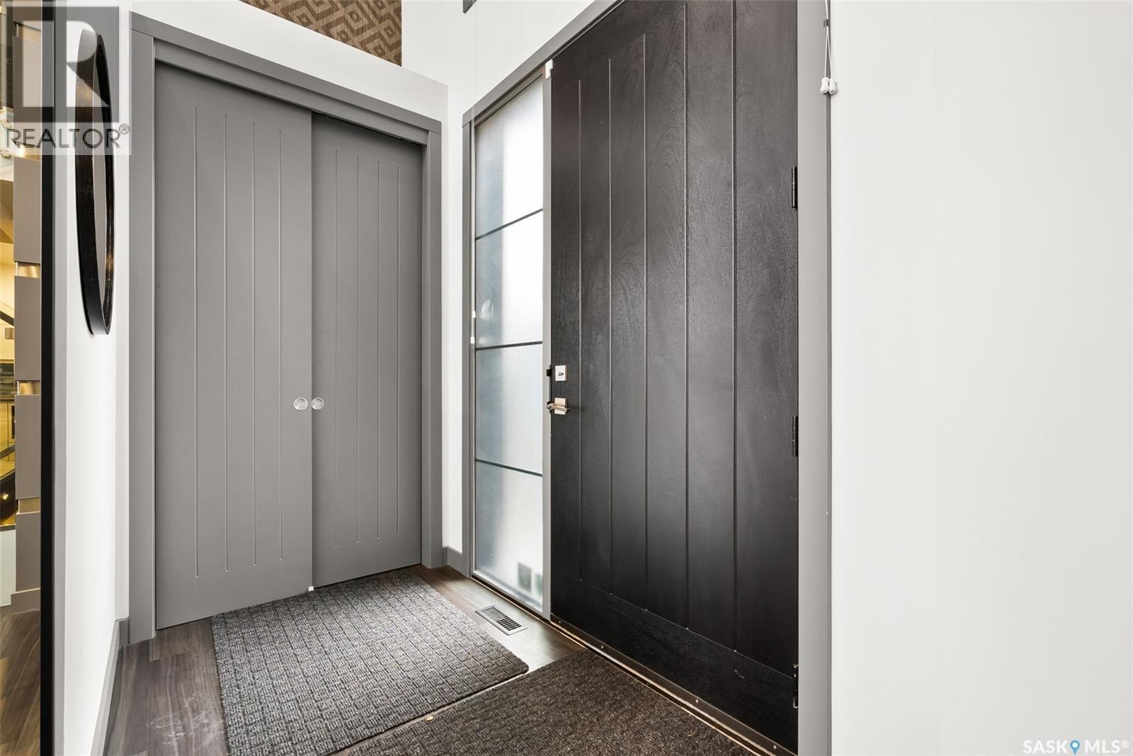 7832 Sagebrush Crescent, Regina, Saskatchewan  S4Y 0A9 - Photo 2 - SK024560