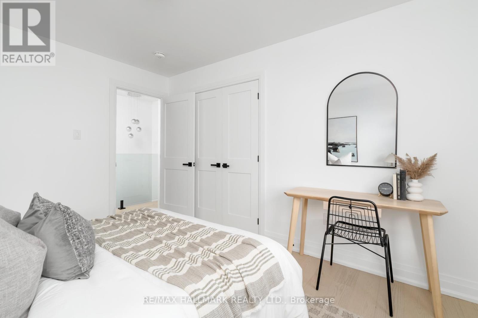 3 Thyra Avenue, Toronto, Ontario  M4C 5G4 - Photo 22 - E12574632