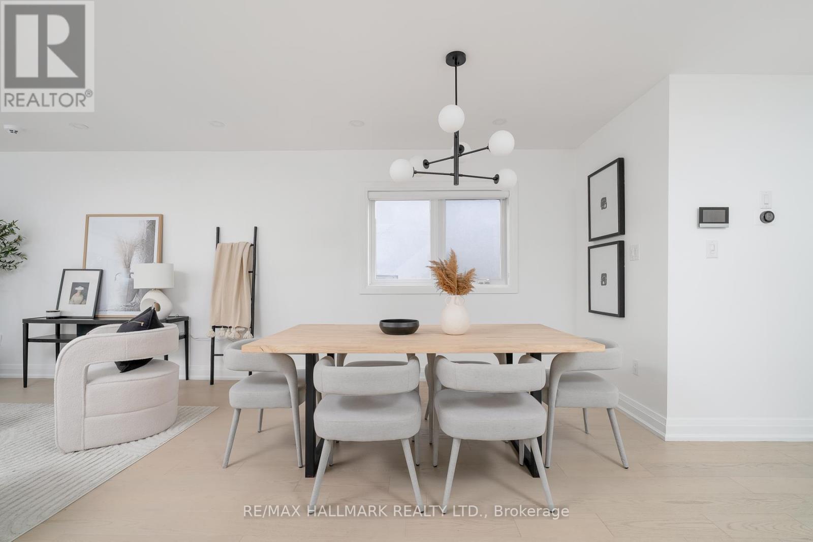 3 Thyra Avenue, Toronto, Ontario  M4C 5G4 - Photo 8 - E12574632