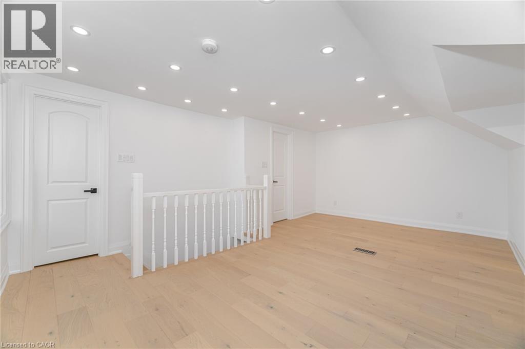 285 Charlton Avenue W, Hamilton, Ontario  L8P 2E4 - Photo 32 - 40790248