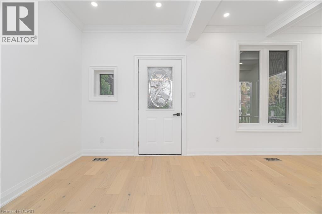 285 Charlton Avenue W, Hamilton, Ontario  L8P 2E4 - Photo 4 - 40790248