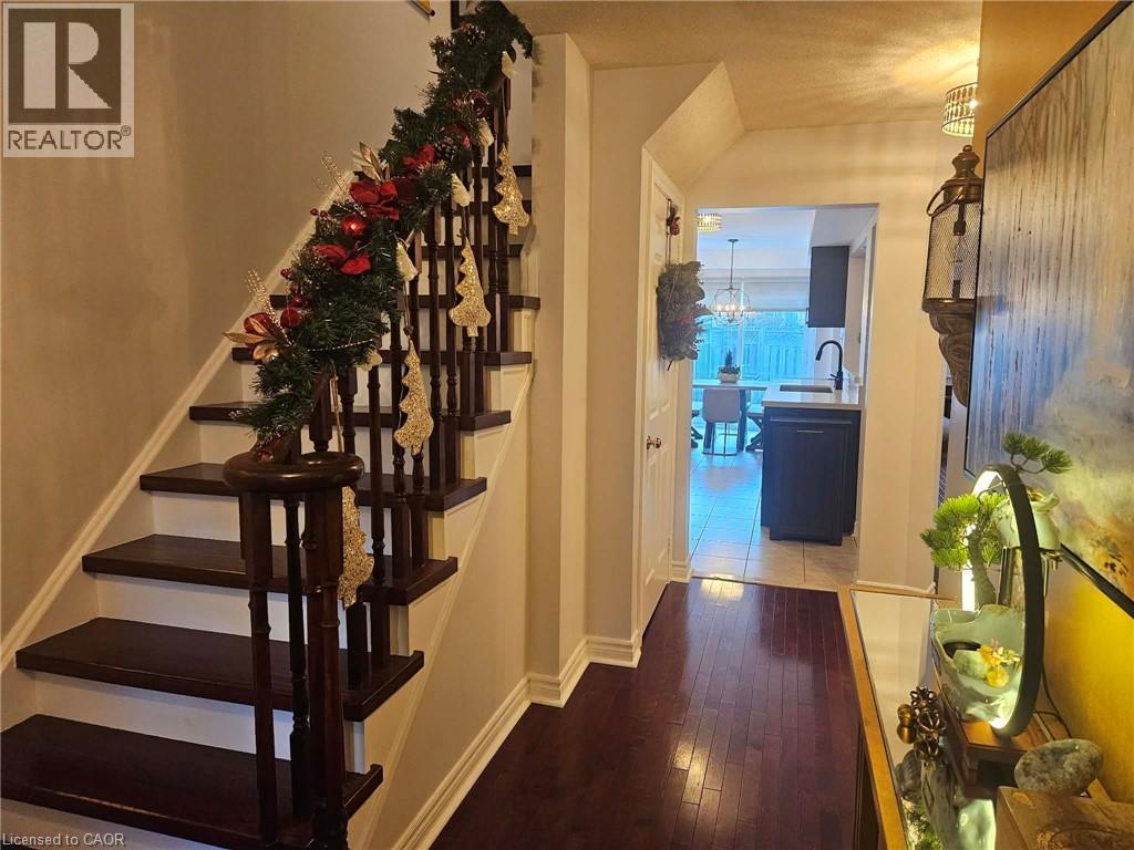 2511 Boros Road Unit# 11, Burlington, Ontario  L7M 5B2 - Photo 7 - 40779137