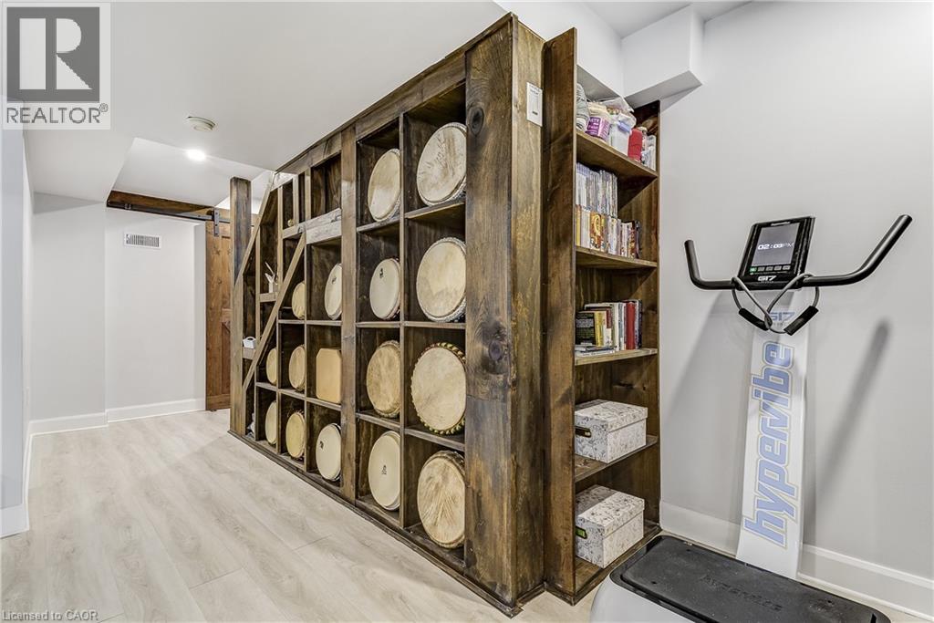 2511 Boros Road Unit# 11, Burlington, Ontario  L7M 5B2 - Photo 31 - 40779137