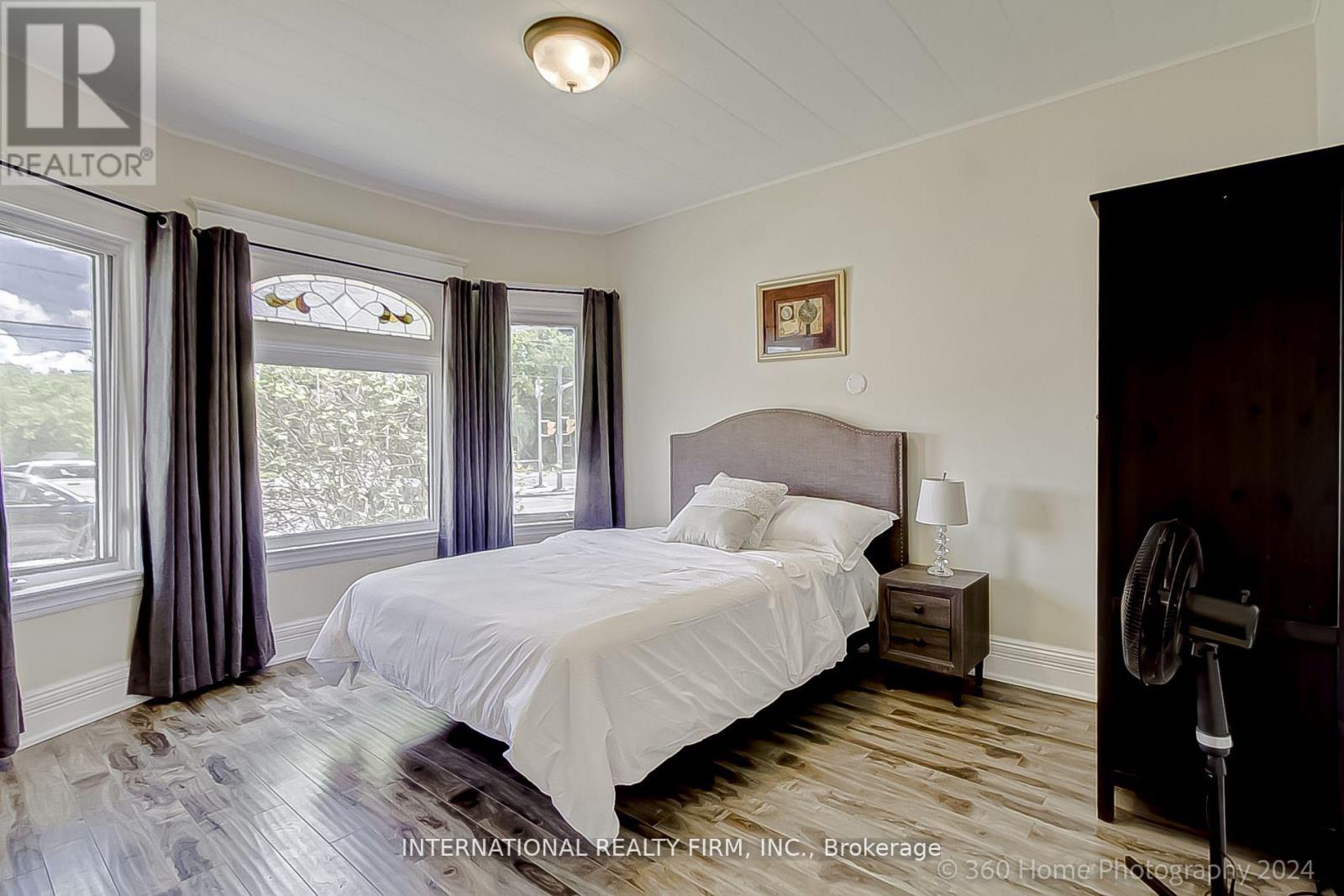 304 Innisfil Street, Barrie, Ontario  L4N 3G3 - Photo 15 - S12574592