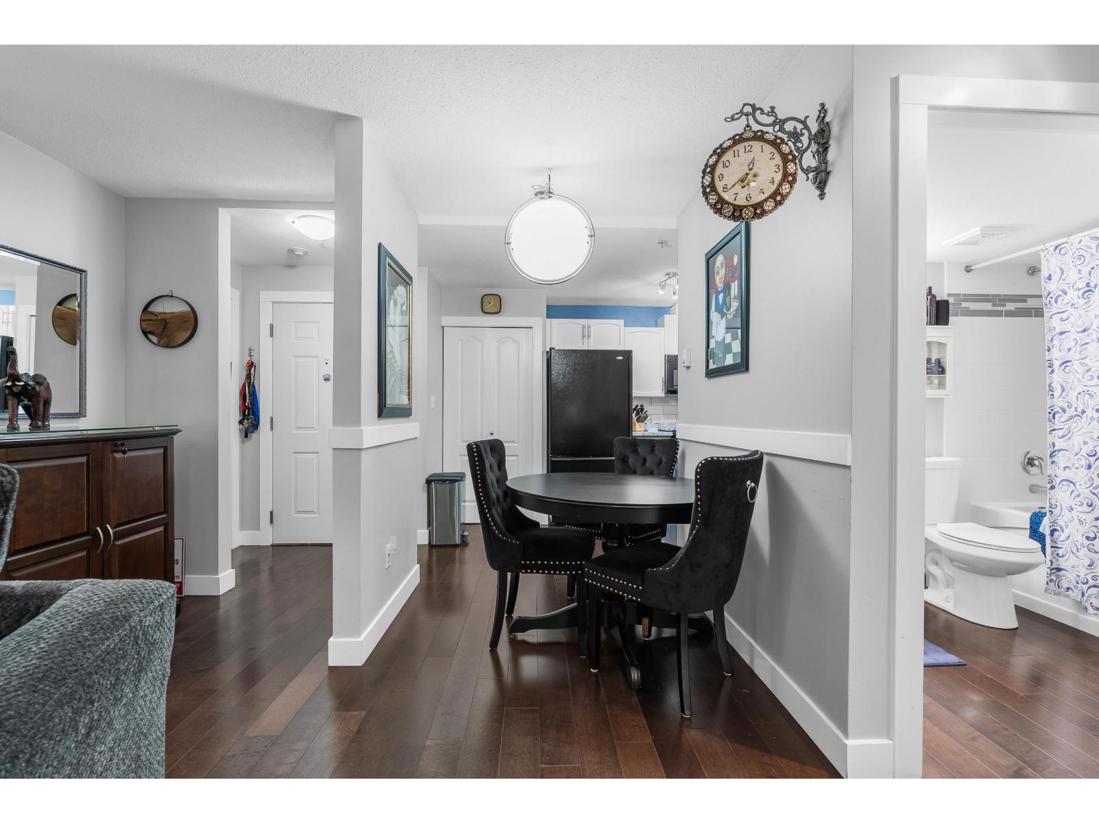 105 2964 Trethewey Street, Abbotsford, British Columbia  V2T 6P4 - Photo 8 - R3069441