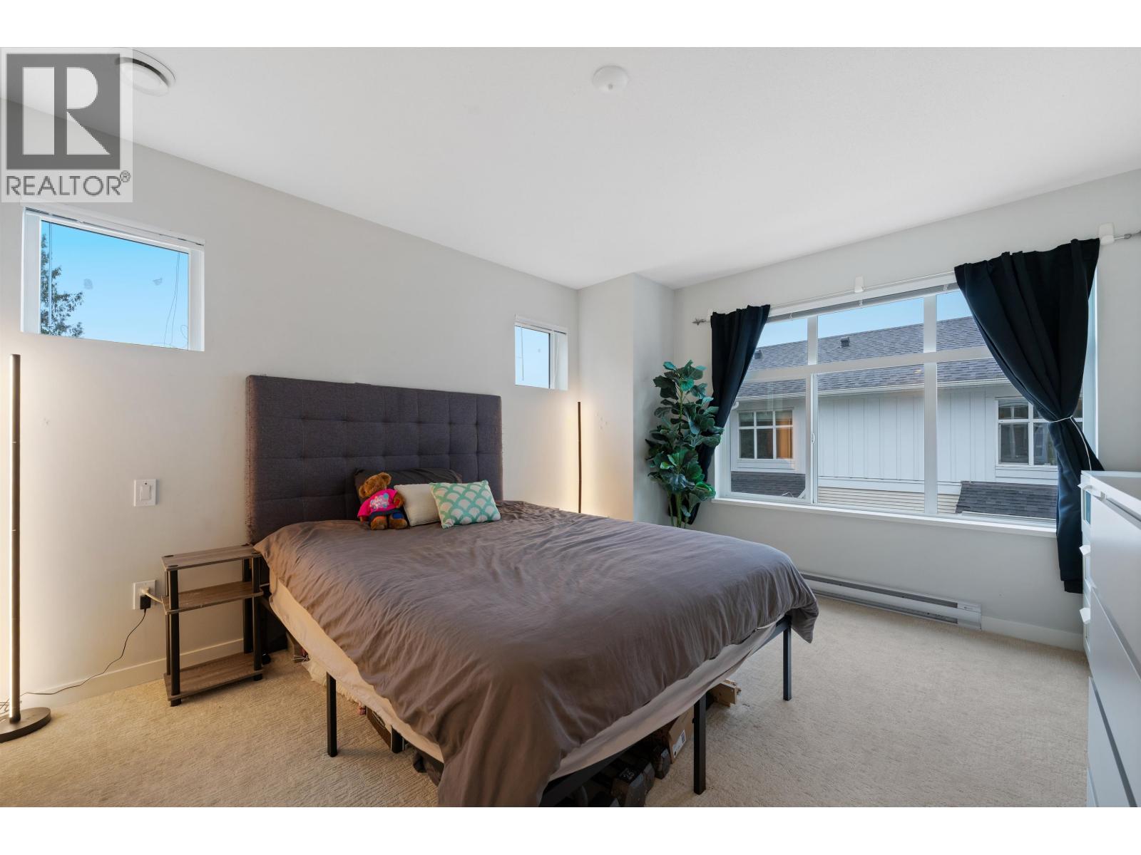 1904 11295 Pazarena Place, Maple Ridge, British Columbia  V2X 4K9 - Photo 11 - R3069811