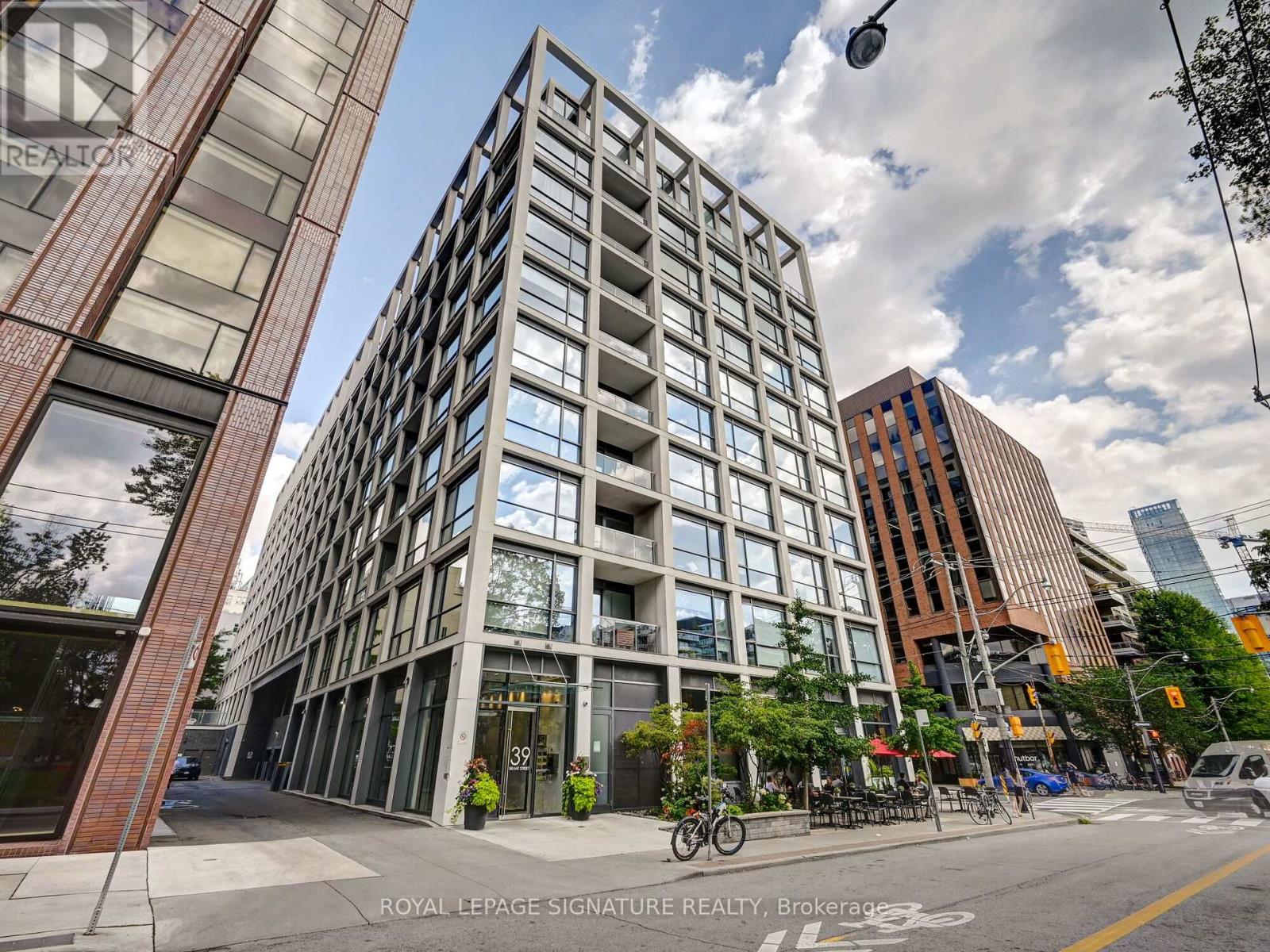 Ph18 - 39 Brant Street, Toronto, Ontario  M5V 0M8 - Photo 3 - C12574526