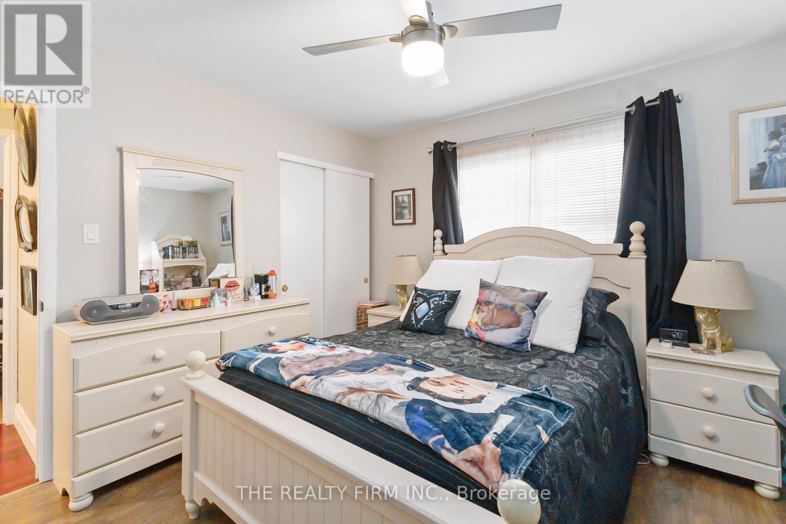 72 Metcalfe Crescent, London South, Ontario  N6E 1H9 - Photo 12 - X12574756