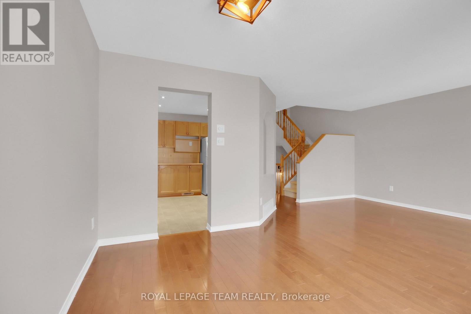 70 Mcbrien Street, Ottawa, Ontario  K2W 1H1 - Photo 12 - X12574788