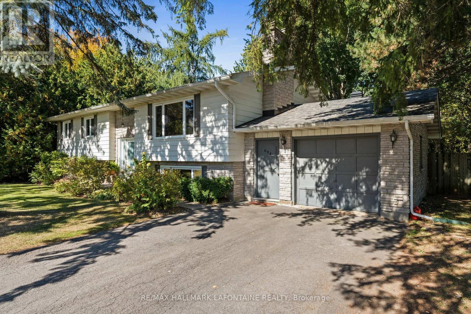 6941 Sunset Boulevard, Ottawa, Ontario  K4P 1C5 - Photo 2 - X12574806