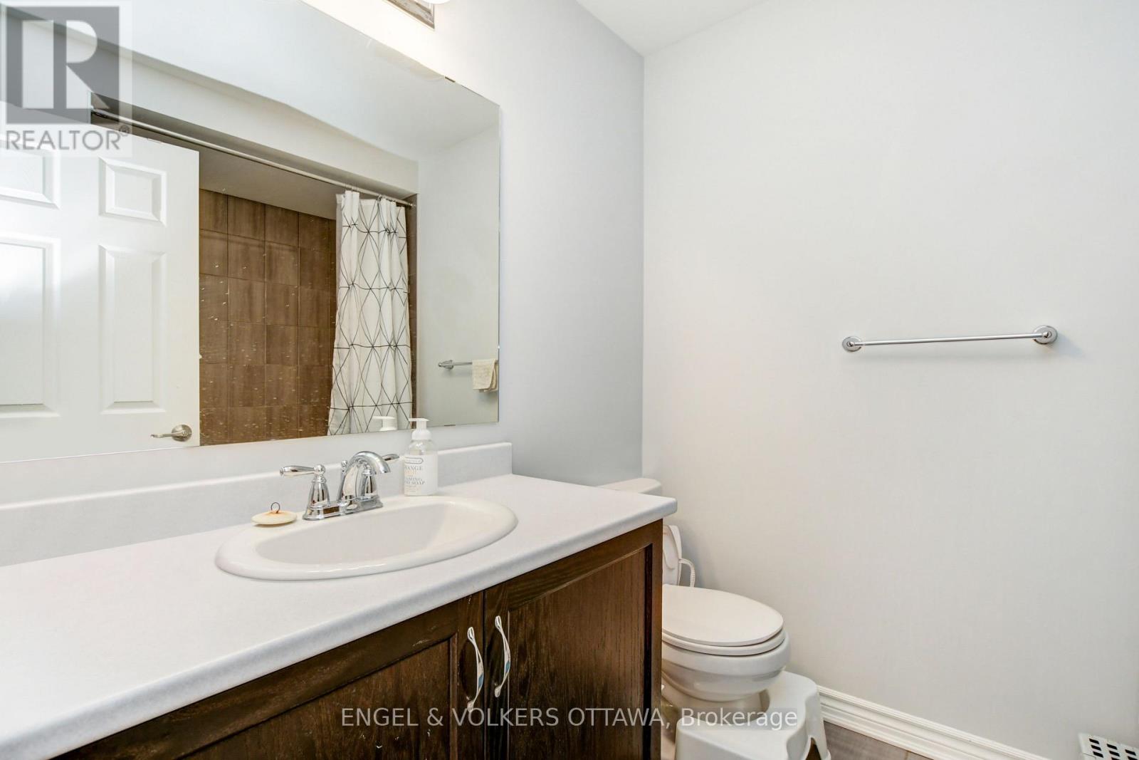107 Santolina Street, Ottawa, Ontario  K2S 0W6 - Photo 11 - X12574890