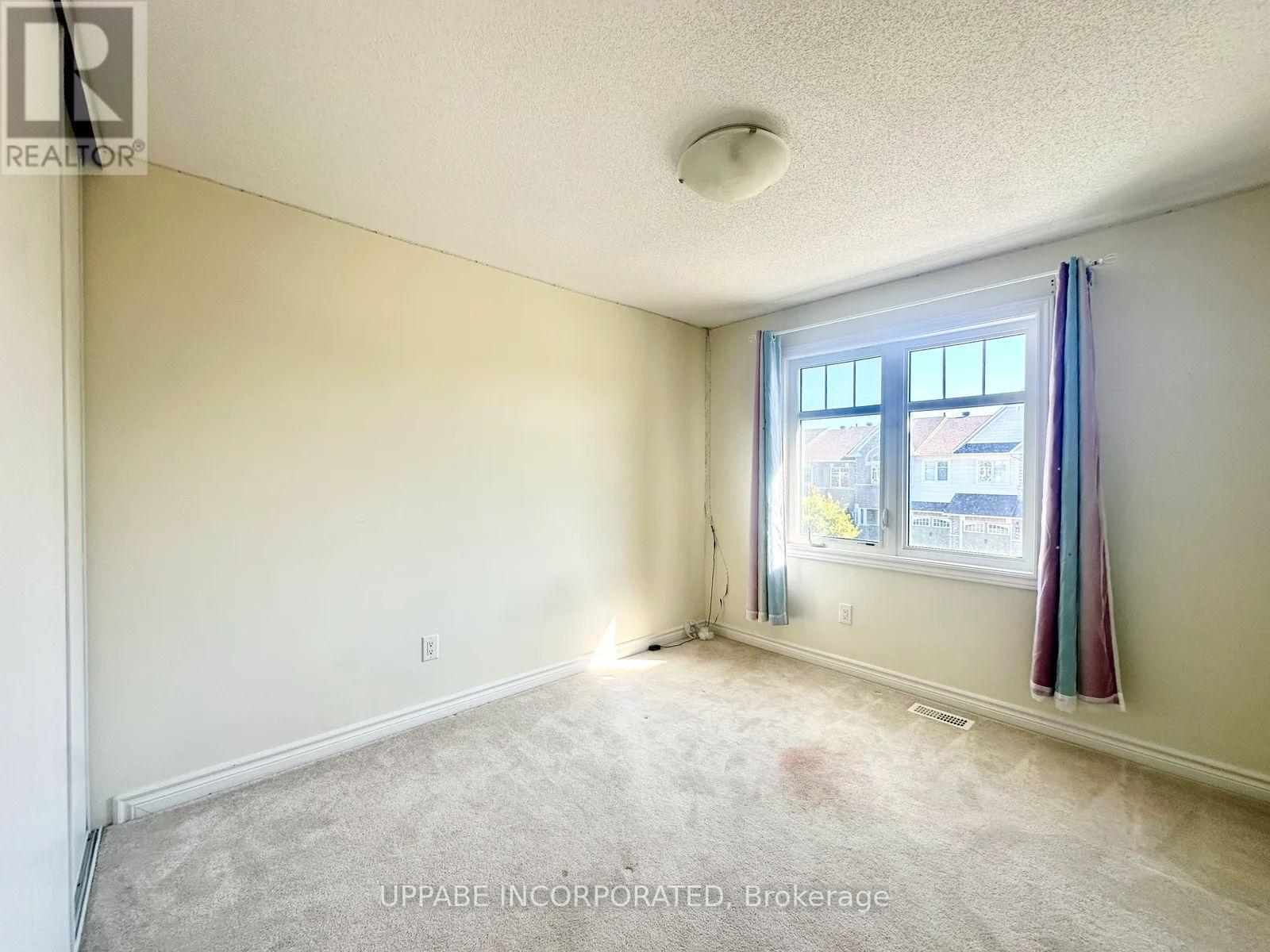 109 Calvington Avenue, Ottawa, Ontario  K2T 0H7 - Photo 11 - X12574976