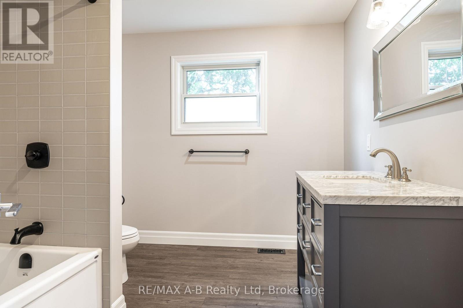 198 Water Street S, St. Marys, Ontario  N4X 1C5 - Photo 18 - X12391525