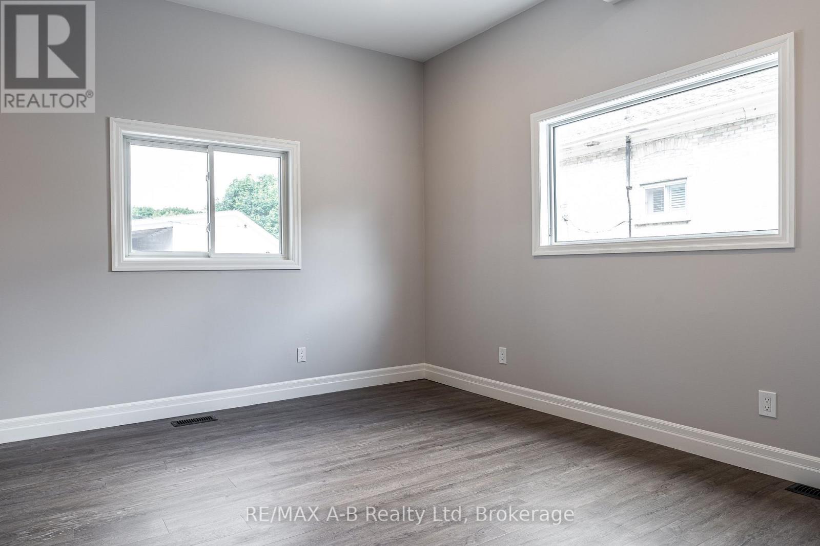 198 Water Street S, St. Marys, Ontario  N4X 1C5 - Photo 17 - X12391525