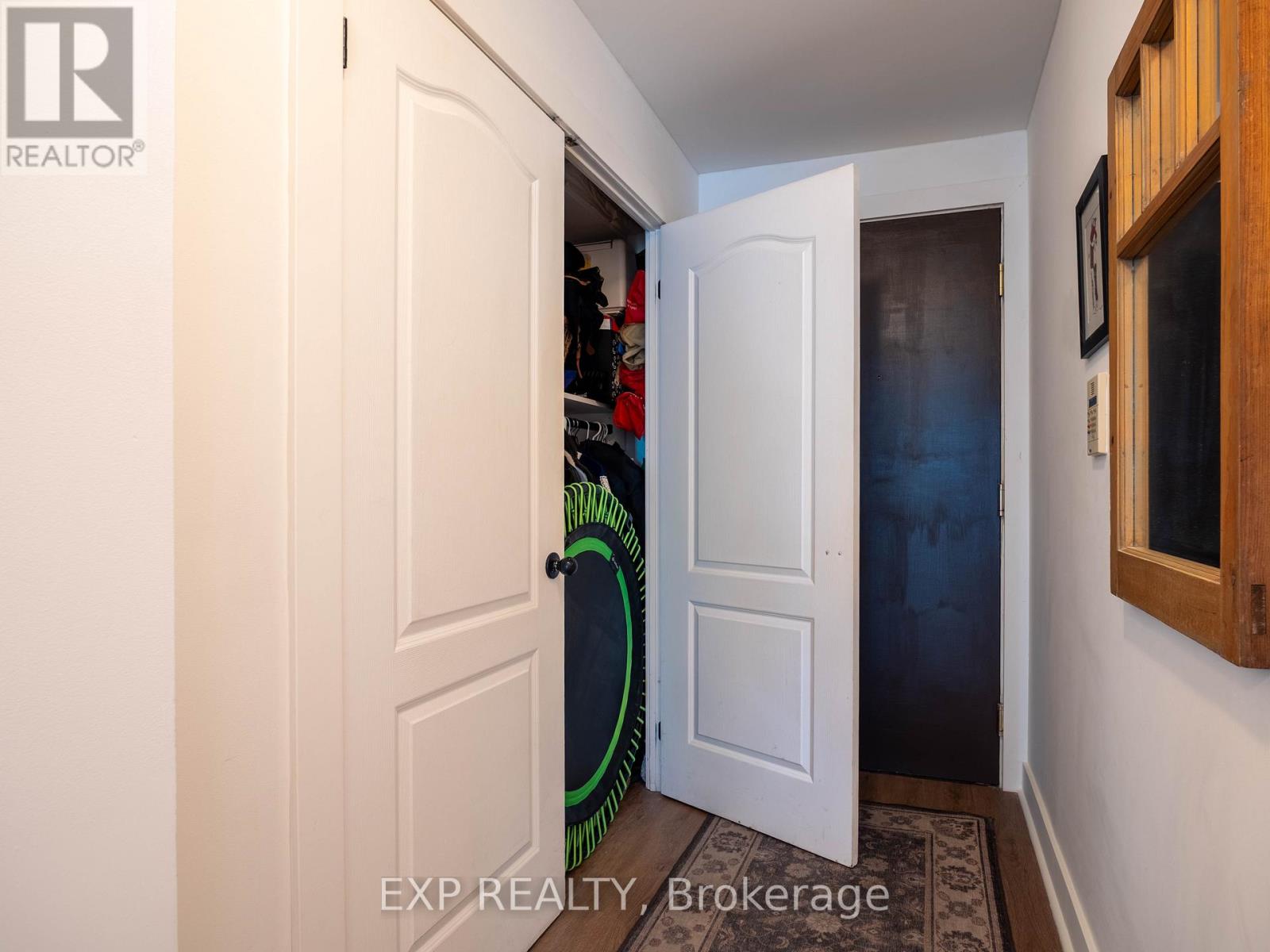 501 - 2111 Lakeshore Boulevard W, Toronto, Ontario  M8V 4B2 - Photo 10 - W12574612