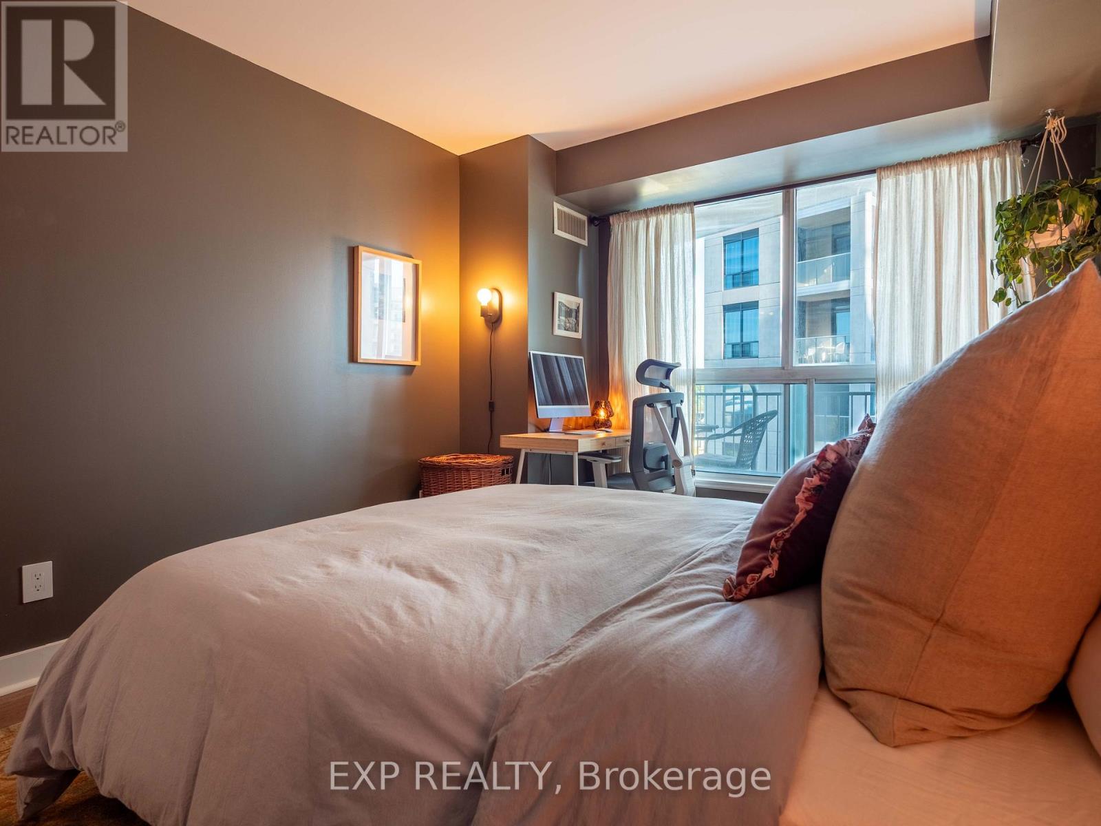 501 - 2111 Lakeshore Boulevard W, Toronto, Ontario  M8V 4B2 - Photo 31 - W12574612