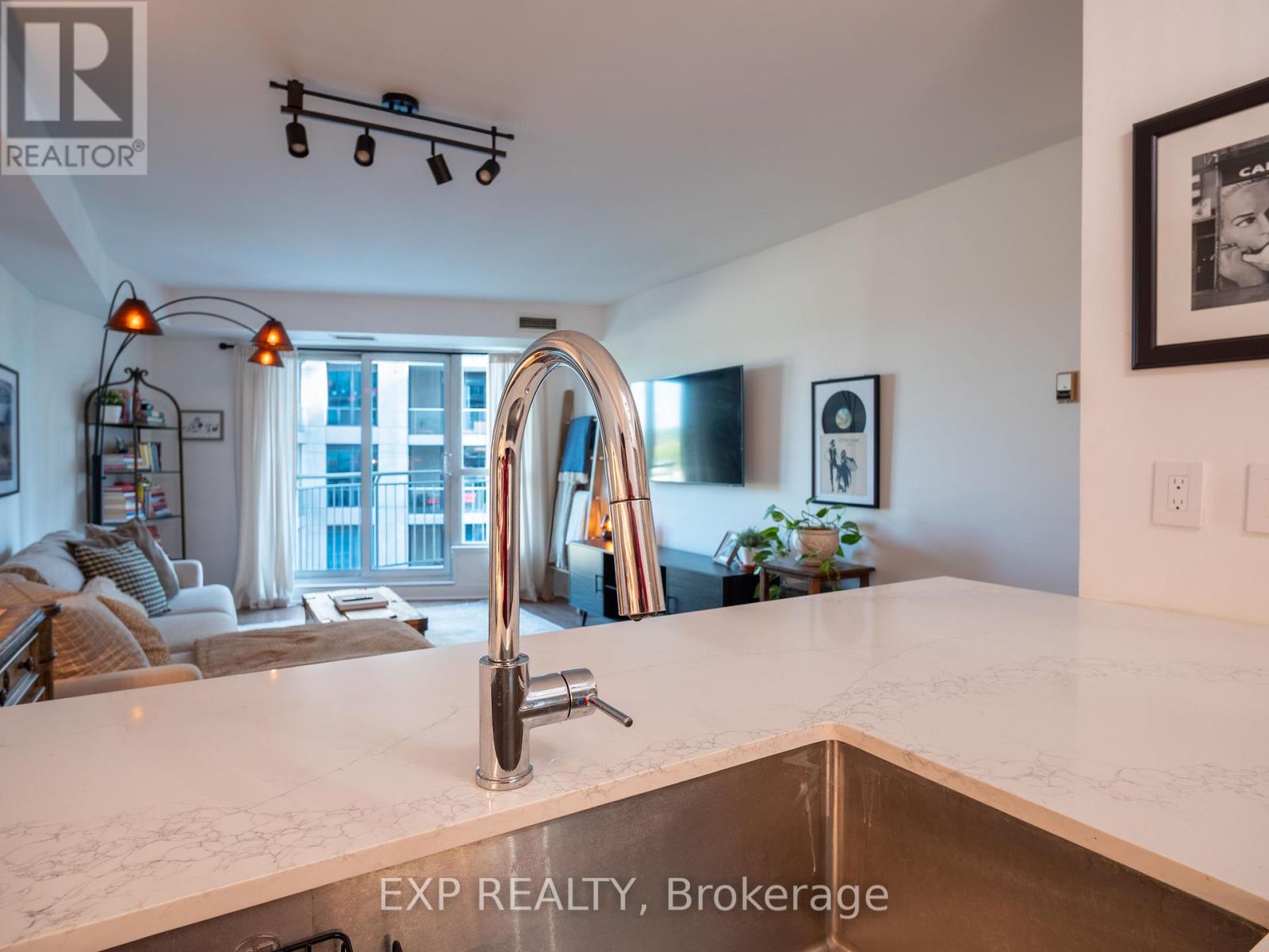 501 - 2111 Lakeshore Boulevard W, Toronto, Ontario  M8V 4B2 - Photo 37 - W12574612